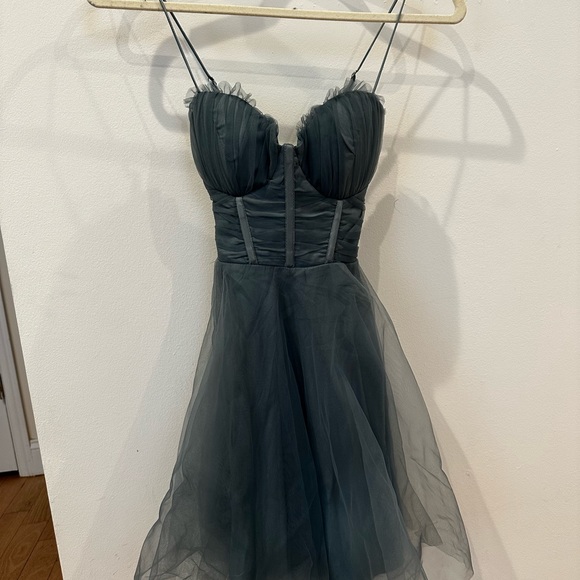 Selfie Leslie CHIFFON MINI PARTY DRESS in XS SAGE - Picture 2 of 7